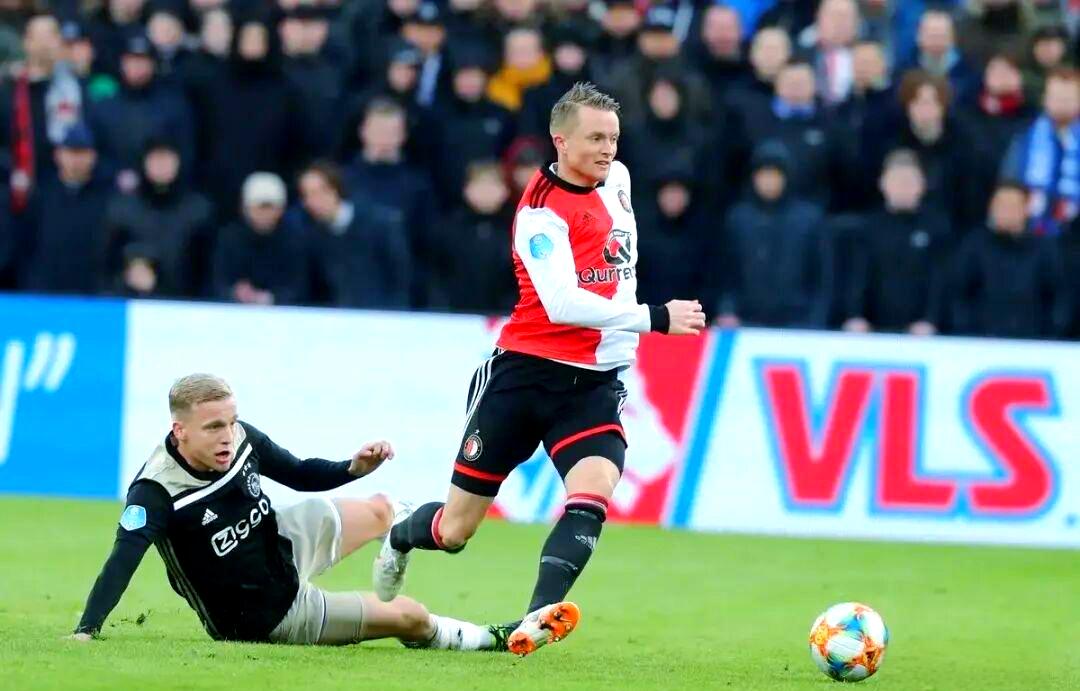 德甲集结日走向成谜,费耶诺德防线松动,气氛紧张,细节决定成败的简单介绍 德甲集结日走向成谜,费耶诺德防线松动,气氛紧张,细节决定成败的简单介绍